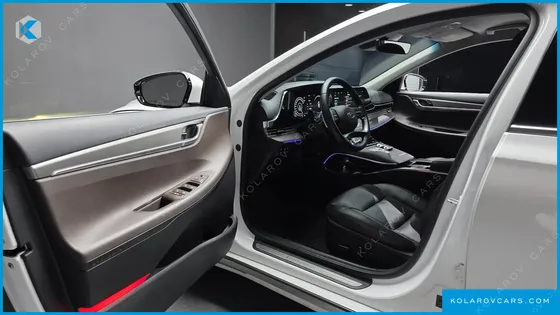 HYUNDAI GRANDEUR 3.0 LPI RENT CAR