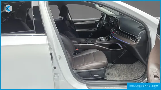 HYUNDAI GRANDEUR 3.0 LPI RENT CAR