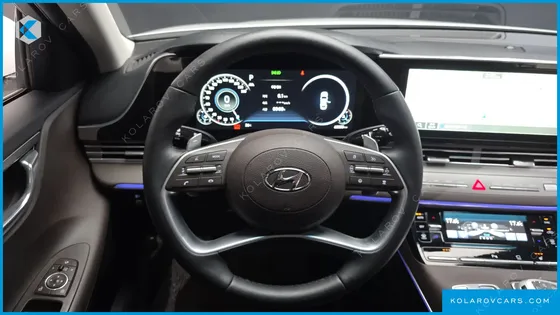 HYUNDAI GRANDEUR 3.0 LPI RENT CAR