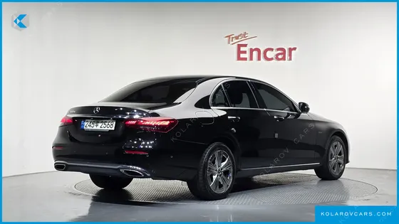 MERCEDES E-CLASS E300E 4MATIC EXCLUSIVE