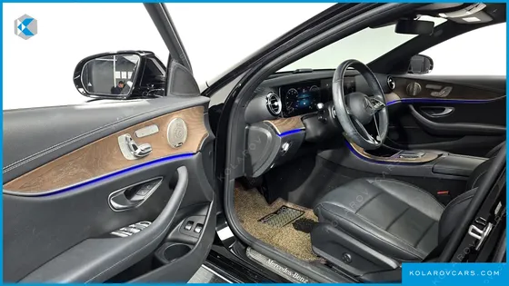 MERCEDES E-CLASS E300E 4MATIC EXCLUSIVE