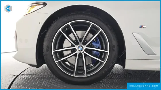 BMW 5 SERIES 520I M SPORT