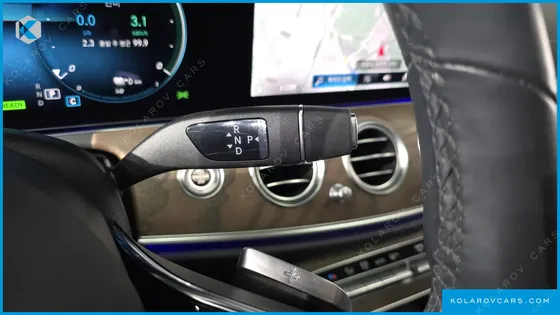 MERCEDES E-CLASS E300E 4MATIC EXCLUSIVE
