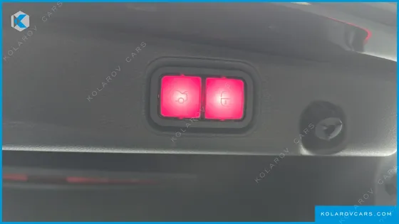MERCEDES E-CLASS E300E 4MATIC EXCLUSIVE