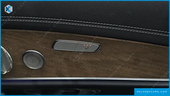 MERCEDES E-CLASS E300E 4MATIC EXCLUSIVE