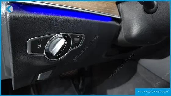 MERCEDES E-CLASS E300E 4MATIC EXCLUSIVE