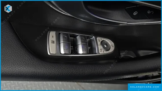 MERCEDES E-CLASS E300E 4MATIC EXCLUSIVE