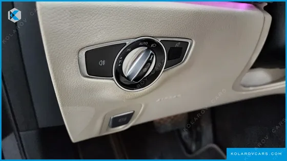 MERCEDES E-CLASS E300E 4MATIC EXCLUSIVE
