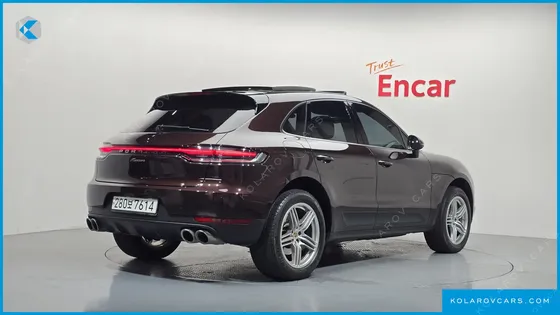 PORSCHE MACAN 2.0