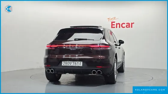 PORSCHE MACAN 2.0