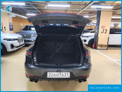 PORSCHE MACAN 2.0