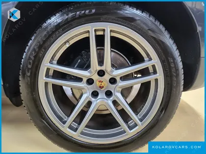 PORSCHE MACAN 2.0