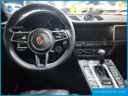 PORSCHE MACAN 2.0