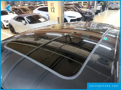 PORSCHE MACAN 2.0