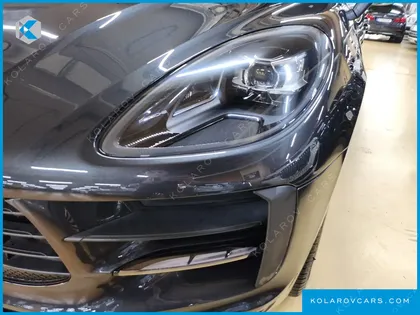 PORSCHE MACAN 2.0