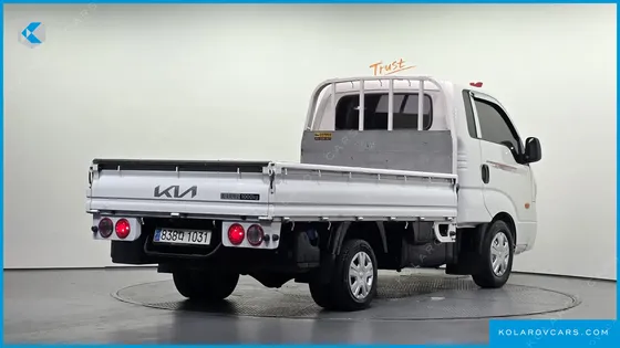 KIA BONGO III KING CAP