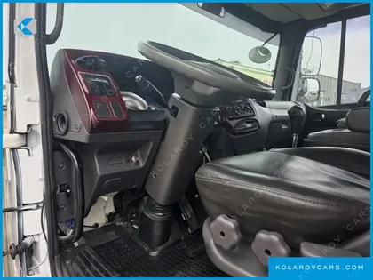 HYUNDAI MEGA TRUCK GOLD