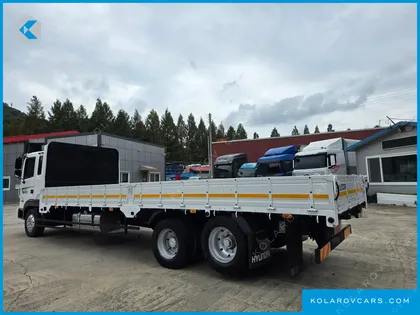 HYUNDAI MEGA TRUCK GOLD
