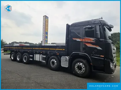 HYUNDAI EXCEED 10X4
