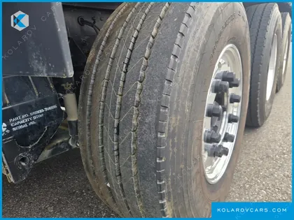 HYUNDAI EXCEED 10X4