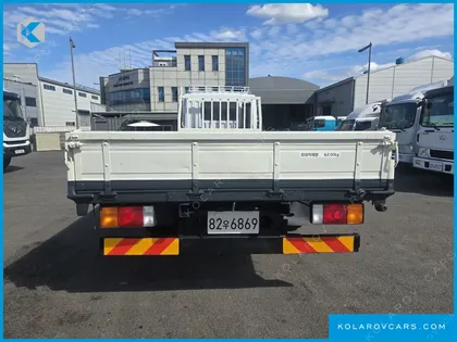 HYUNDAI MEGA TRUCK GOLD