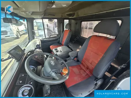 HYUNDAI MEGA TRUCK GOLD