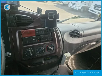 HYUNDAI MEGA TRUCK GOLD