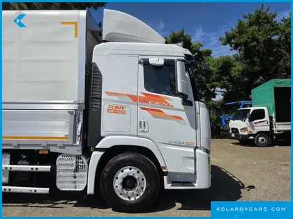 HYUNDAI EXCEED 6X4