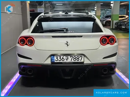 FERRARI GTC4 LUSSO 6.3 V12