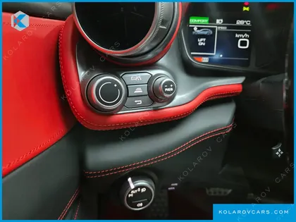 FERRARI GTC4 LUSSO 6.3 V12