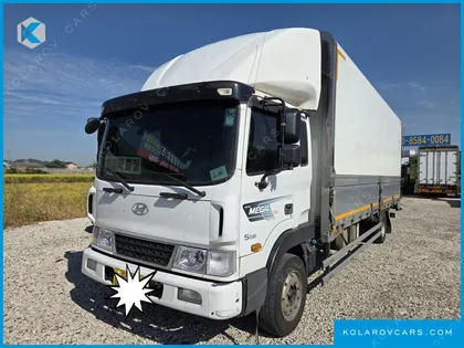 HYUNDAI MEGA TRUCK GOLD