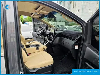 HYUNDAI STARIA HEV 1.6 CAMPER