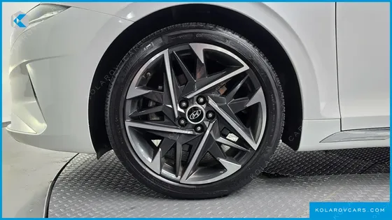 HYUNDAI GRANDEUR 3.0 LPI