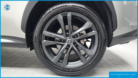 LEXUS NX PREMIUM