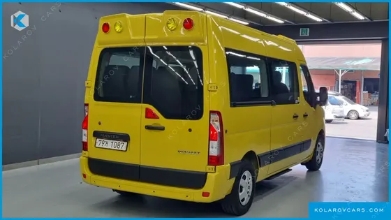 RENAULT KOREA MASTER SCHOOL BUS