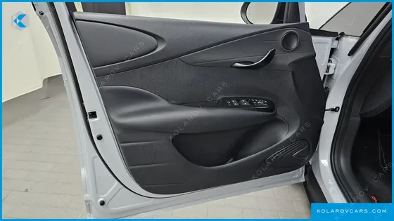 BYD DOLPHIN BASE