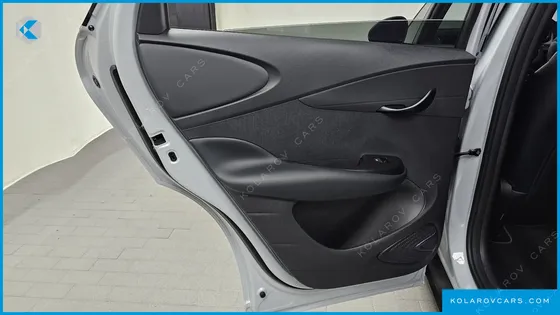 BYD DOLPHIN BASE