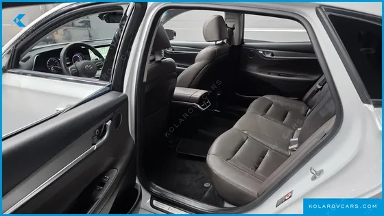 HYUNDAI GRANDEUR 3.0 LPI RENT CAR