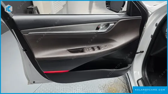 HYUNDAI GRANDEUR 3.0 LPI RENT CAR