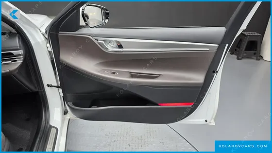 HYUNDAI GRANDEUR 3.0 LPI RENT CAR