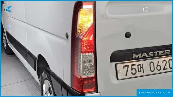 RENAULT KOREA MASTER 2.3 13-SEATER