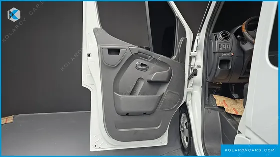 RENAULT KOREA MASTER 2.3 13-SEATER