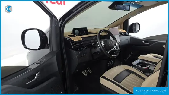 HYUNDAI STARIA 2WD LIMOUSINE (SPECIAL VEHICLE)