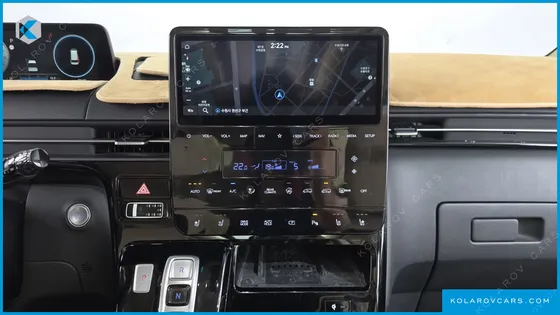 HYUNDAI STARIA 2WD LIMOUSINE (SPECIAL VEHICLE)