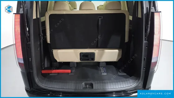 HYUNDAI STARIA 2WD LIMOUSINE (SPECIAL VEHICLE)