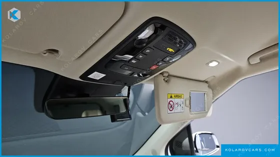 KIA CARNIVAL GASOLINE 7-SEATER NOBLESSE