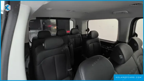 HYUNDAI STARIA 4WD TOURER 11-SEATER