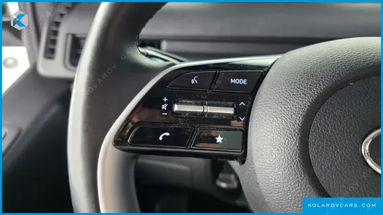HYUNDAI STARIA 4WD TOURER 11-SEATER