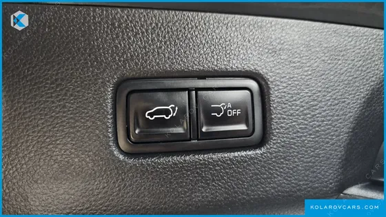 KIA CARNIVAL HEV 9 SEATER PRESTIGE