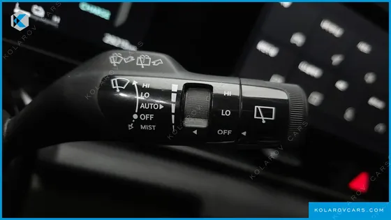 KIA CARNIVAL HEV 9 SEATER PRESTIGE